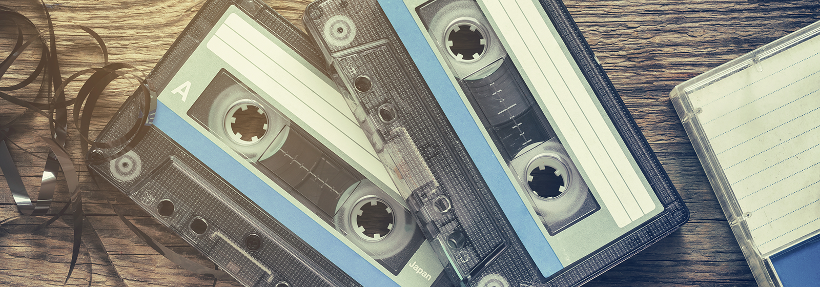 Retro-banner-web-1667228238506-1769387716454.png